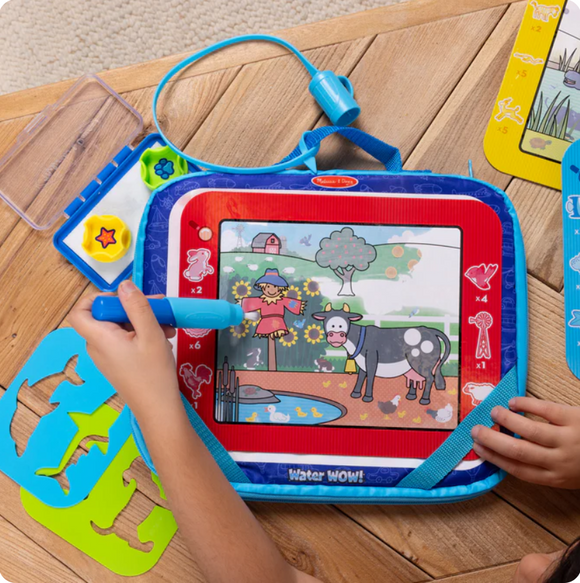 Water Wow Multi-Activity Drawing Set