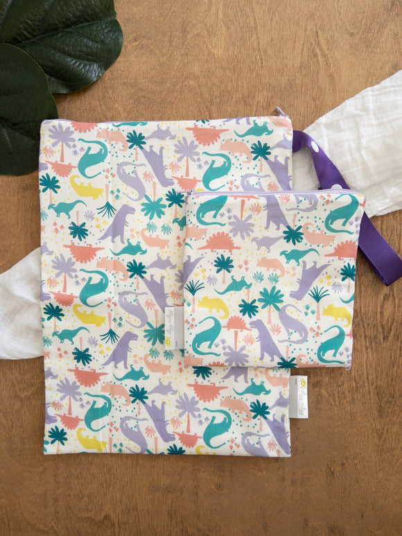 Travel Happens - Wet Bag (Medium + Handle) (Darling Dinos (Lilac Dino))